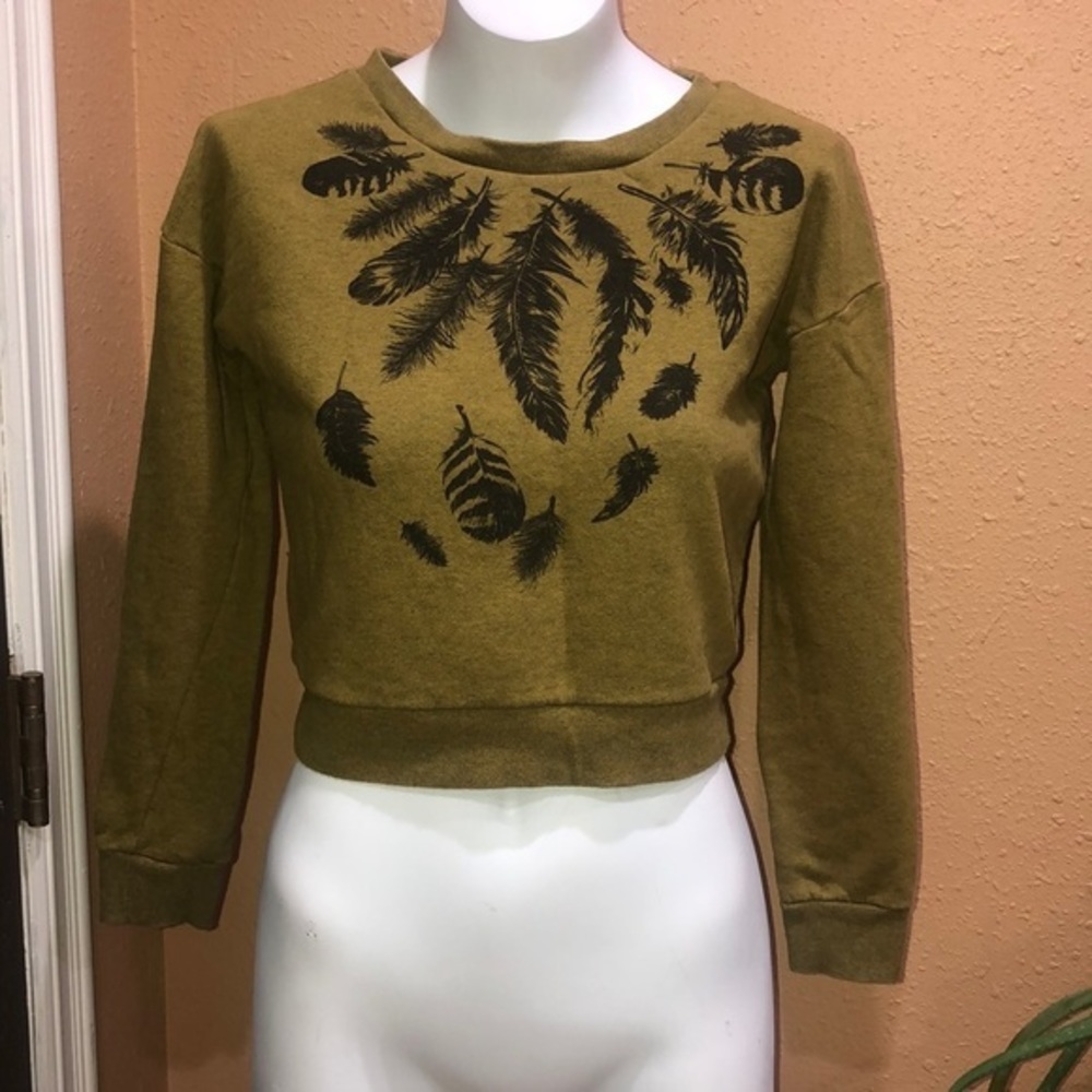Forever 21 cropped sweatshirt